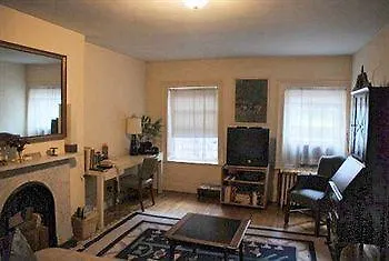 Guest House Off Park New York 0*,