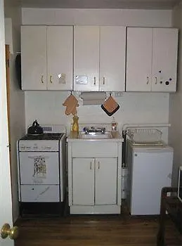 Guest House Off Park New York